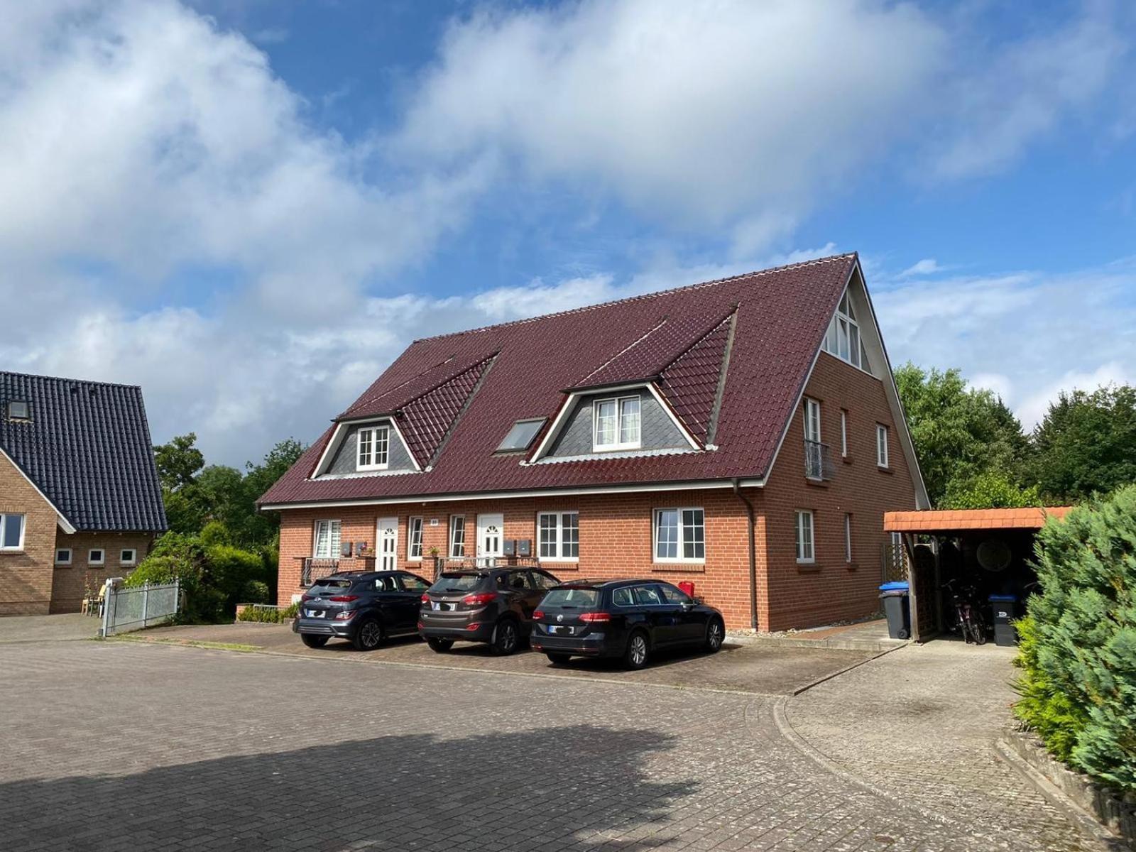 Charmante In -ihr Perfektes Zuhause Am Meer! Terasse, Parken & Strand! W1 Scharbeutz