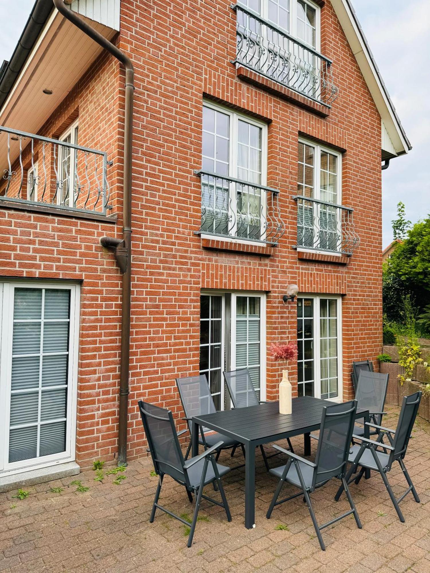 Apartment Charmante In -ihr Perfektes Zuhause Am Meer! Terasse, Parken & Strand! W1 Scharbeutz